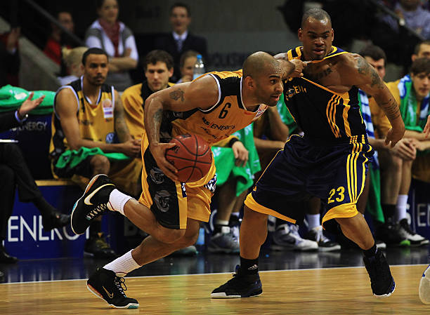 的七局苦战 的七局苦战