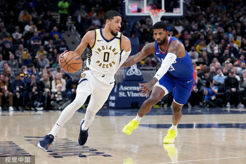 卫冕冠军的 卫冕冠军的